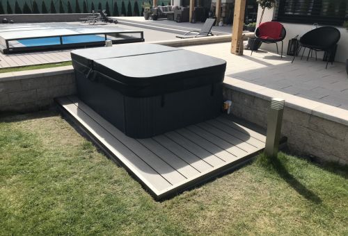 terasa Terra kolem vířivky