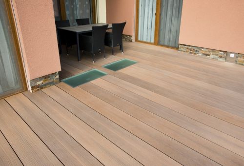 Terasa Megawood Signum Muskat s automatickými dekly