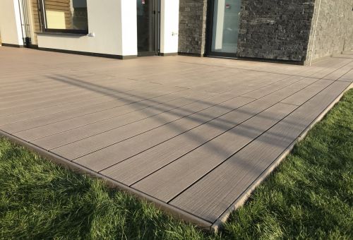 Detail lištování terasy Easydeck Glacier Terra