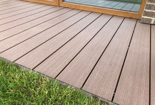 Detail Megawood Premium oříšková