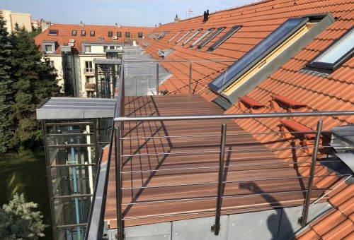 Terasa Easy deck na střeše domu