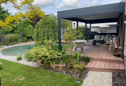 Terasa , pergola a venkovní kuchyně by Kasperia