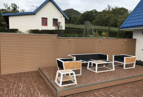 posuvný obklad stěny RHOMBUS AMBRA