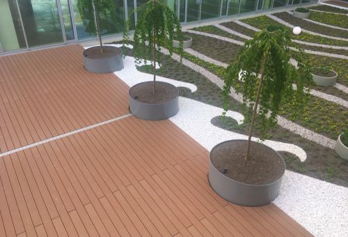 terasa REHAU v projektu Deco Pankrác