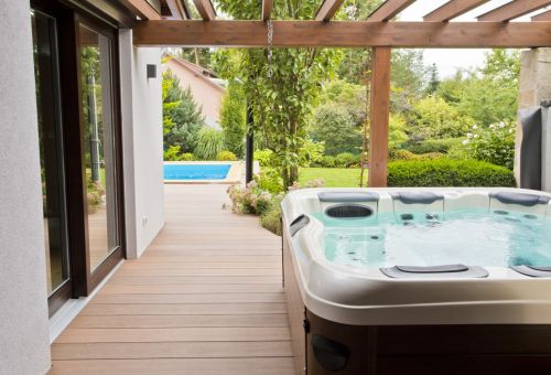 Dolomit hnědá a vířivka