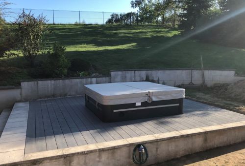 Megawood DELTA šedá