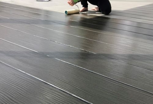 aplikace impregnace povrchu Megawood v pergole