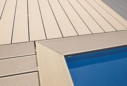 RELAZZO PURO detail lemu bazénu