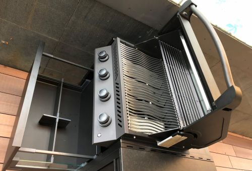 BO LUX , gril Napoleon  a spodní výsuv s dělením