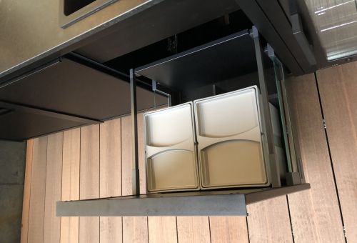 BO LUX , výsuv s odpadkovými koši