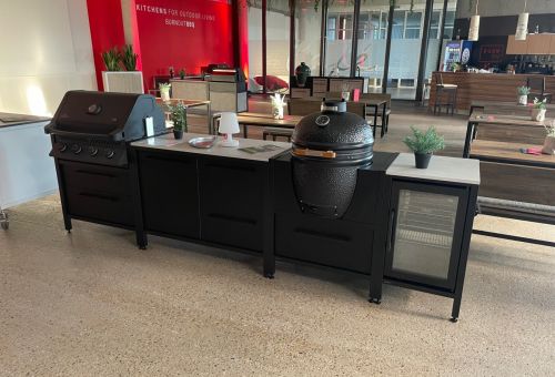 BURNOUT BBQ  černá s bílou deskou