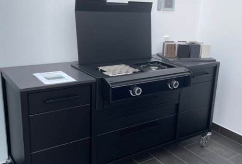 BBQ BLOCK s nový plochým grilem