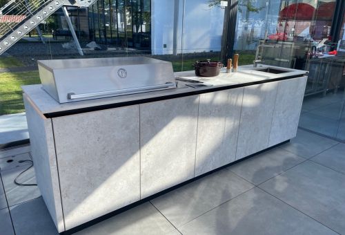 Burn outdoor kitchen SOL s grilem Beefeater a dřezem