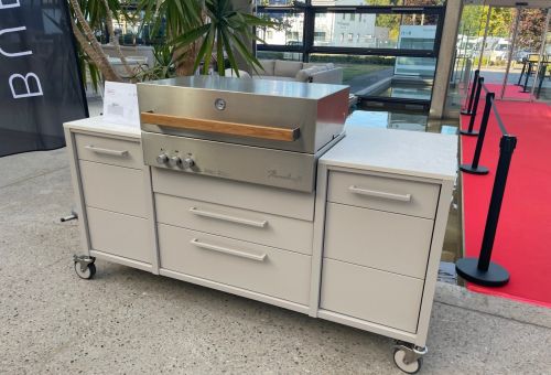 BURN BBQ BLOCK a grilem Flammkraft