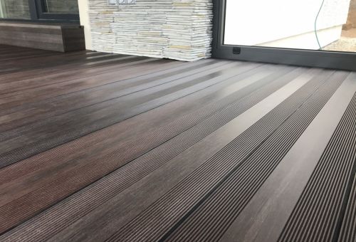 Detail terasy Megawood