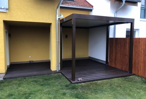 Terasa Classic Vária čoko v pergole